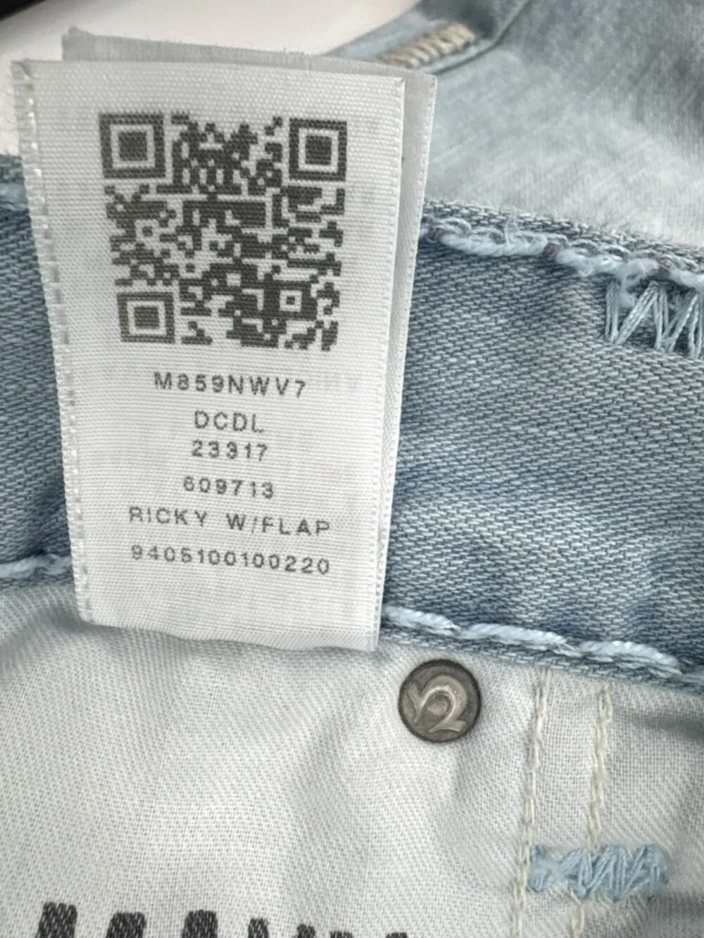 True Religion Jeans Mens 38x34 Ricky W Flap Relaxed Distressed Light Blue Holes